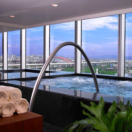 Windsor Hotel Taichung Exterior foto The spa at the InterContinental
