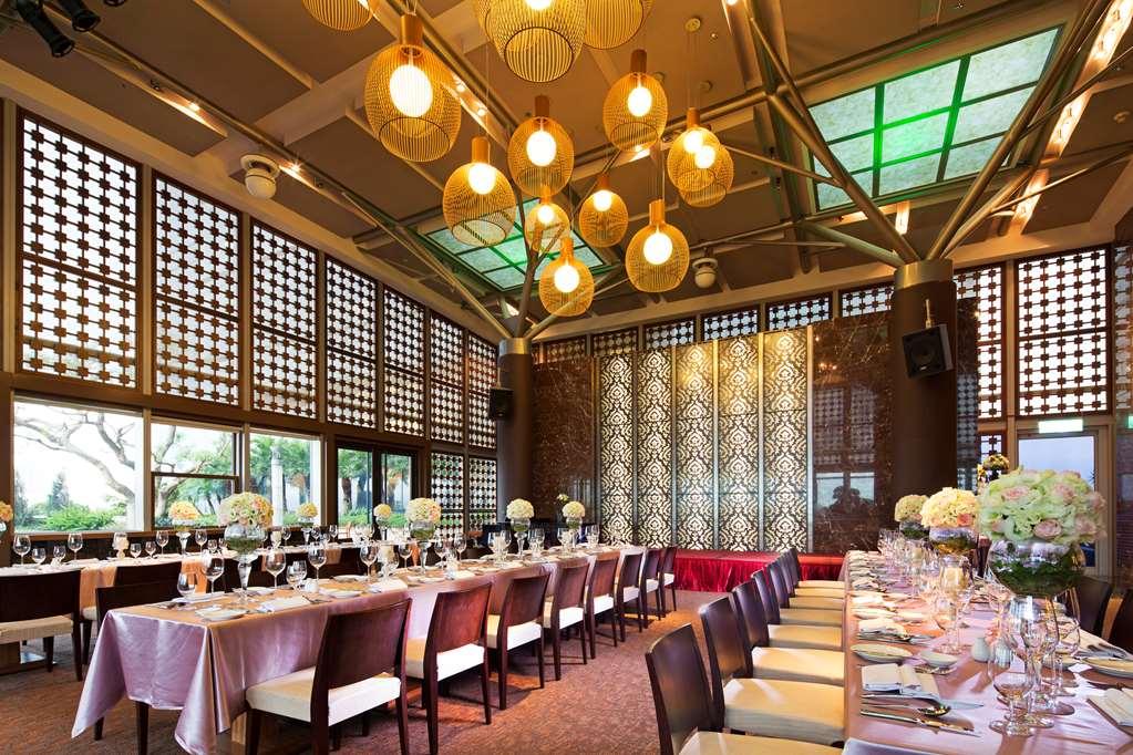 Windsor Hotel Taichung Restaurante foto The interior of the restaurant