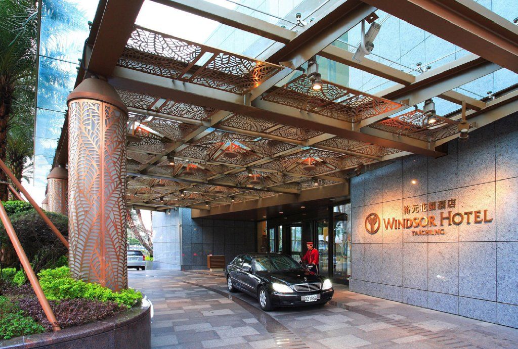 Windsor Hotel Taichung Exterior foto The Windsor Hotel