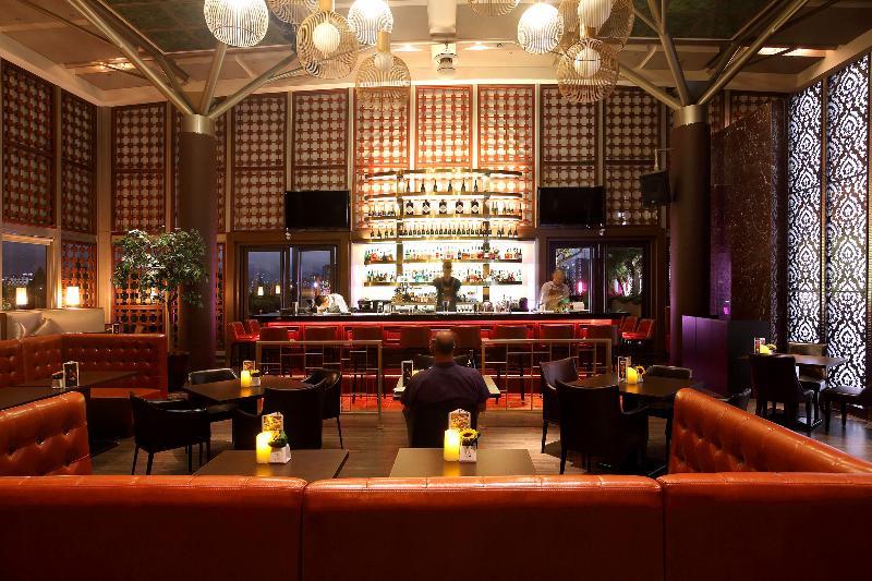 Windsor Hotel Taichung Exterior foto The bar at the Mandarin Oriental, Bangkok